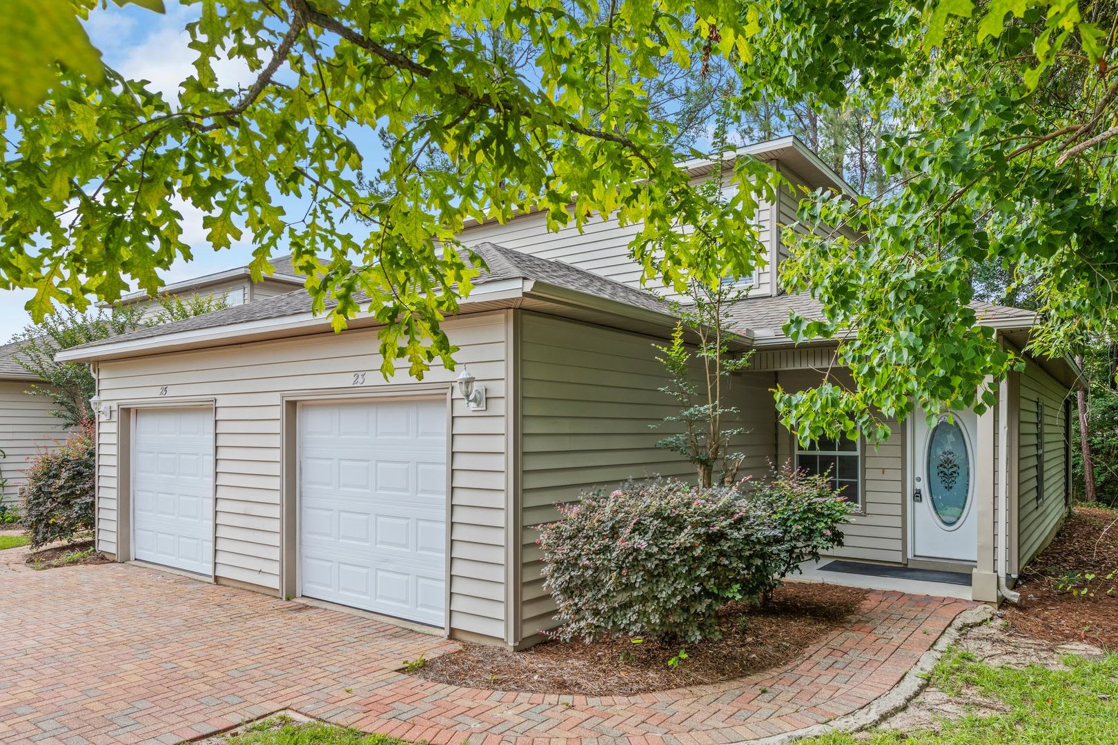 Townhome Convenient To EOD, Eglin &amp; Hurlburt! – photo 1 of 28