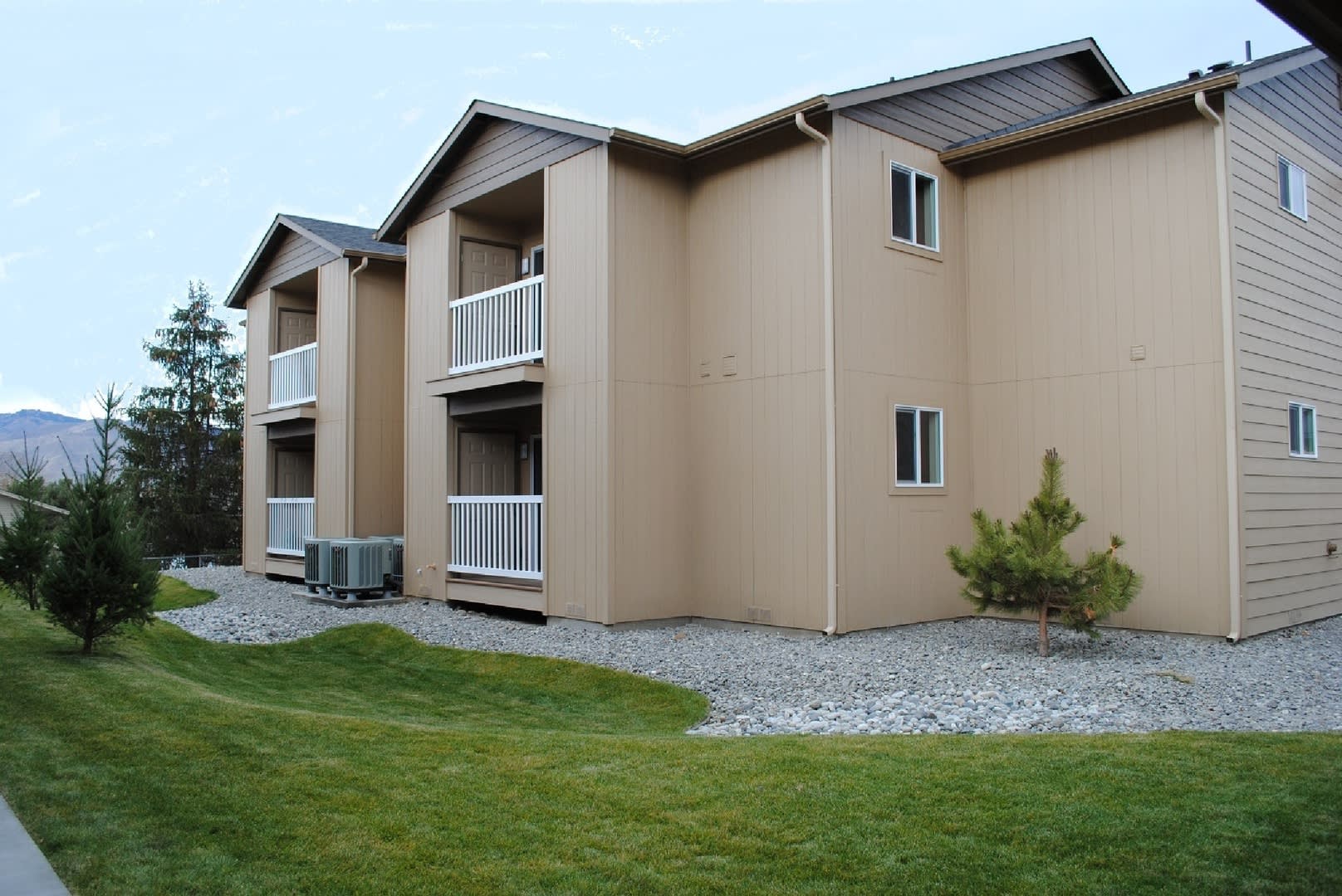 Mountain View – photo 1 of 56