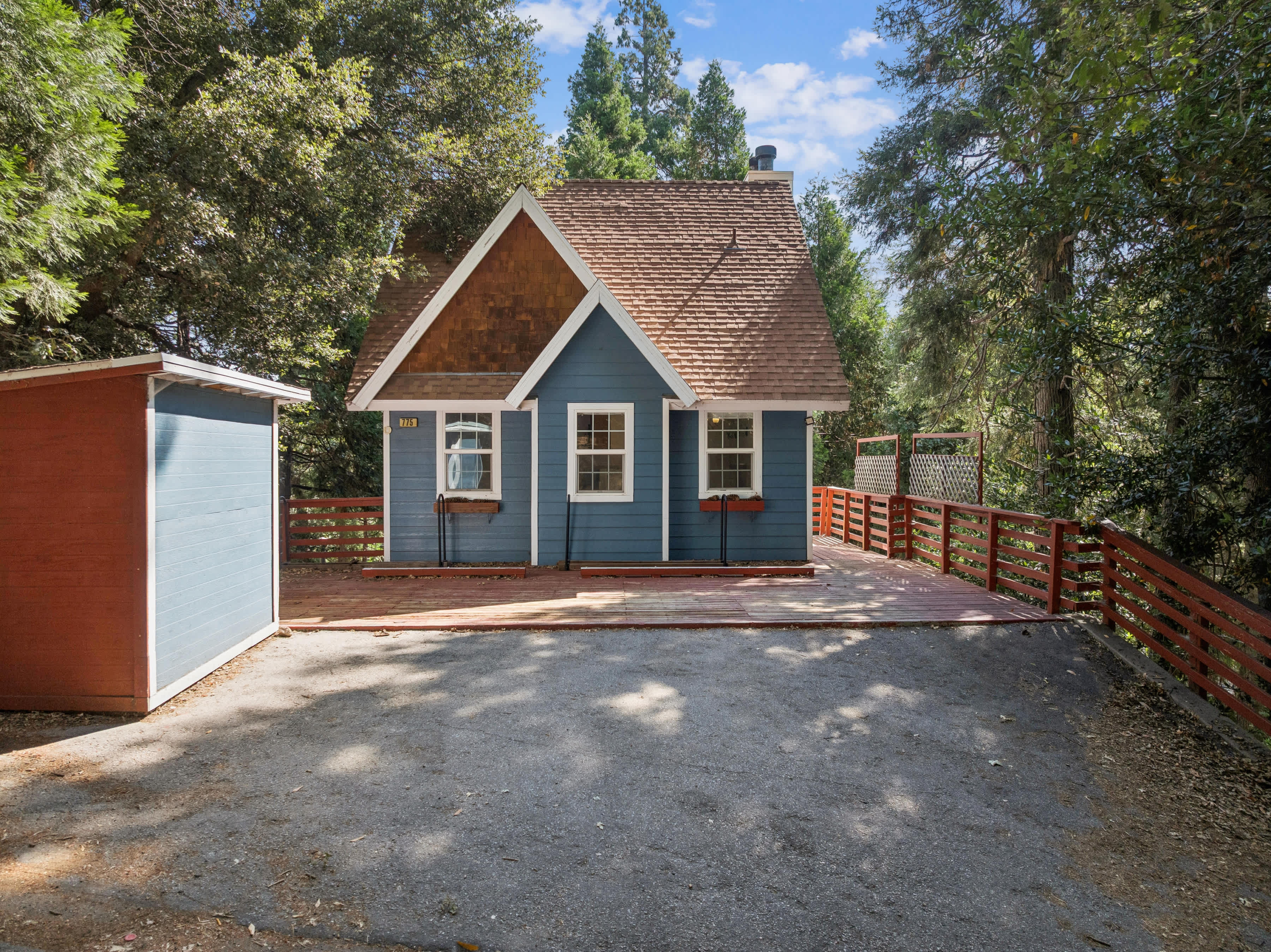 775 N Village Ln – photo 1 of 20