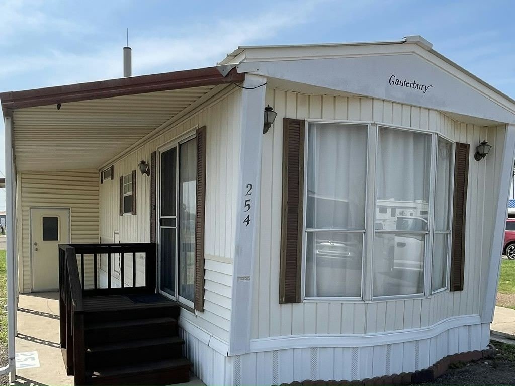 1341 W Business Hwy 83 Rv – photo 1 of 3