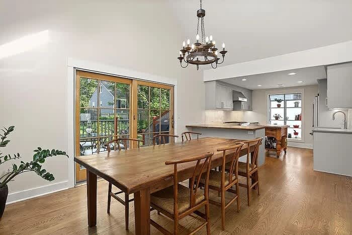 49 Indian Harbor Drive – photo 1 of 19