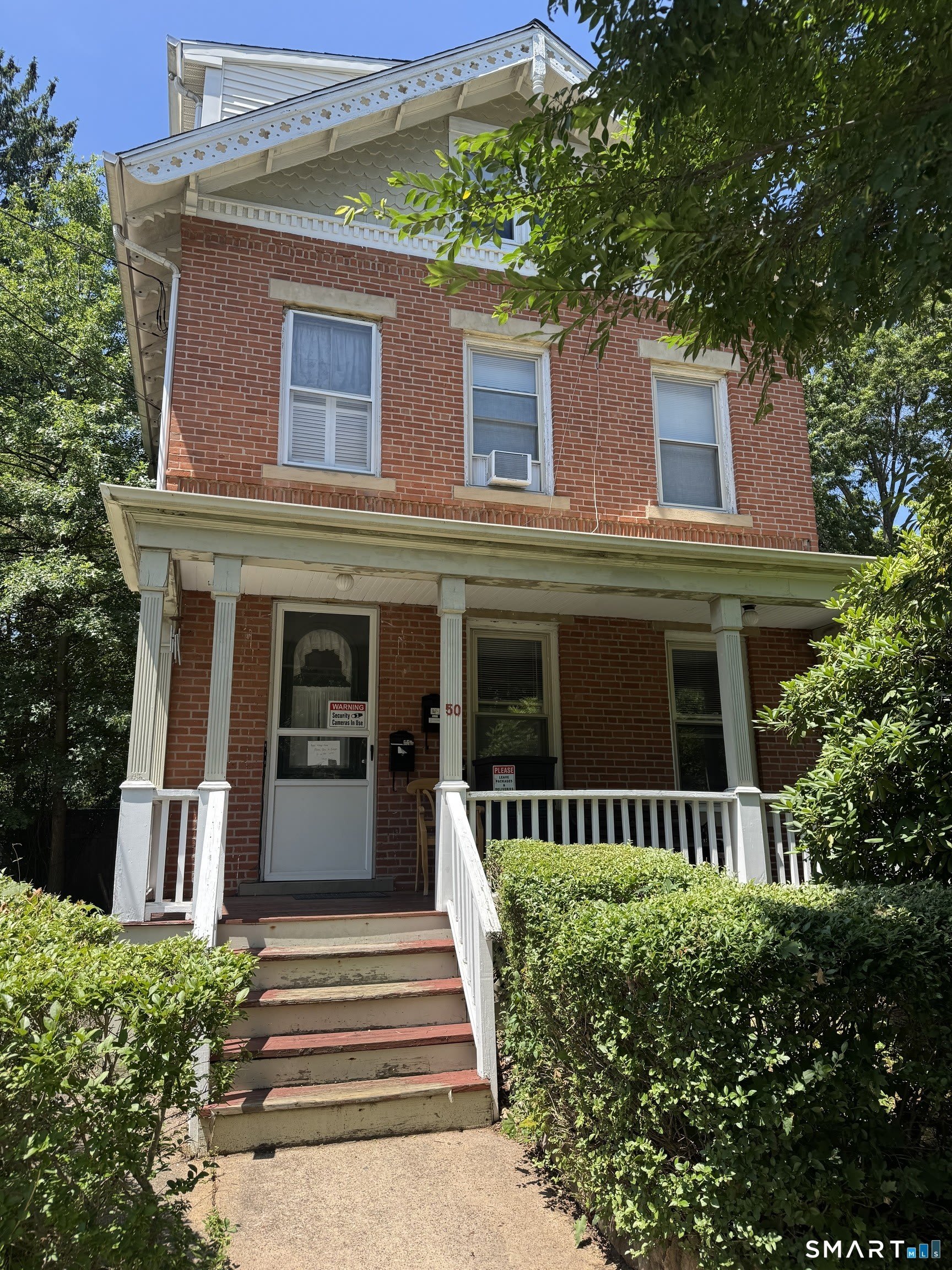 50 Foster Street – photo 1 of 10