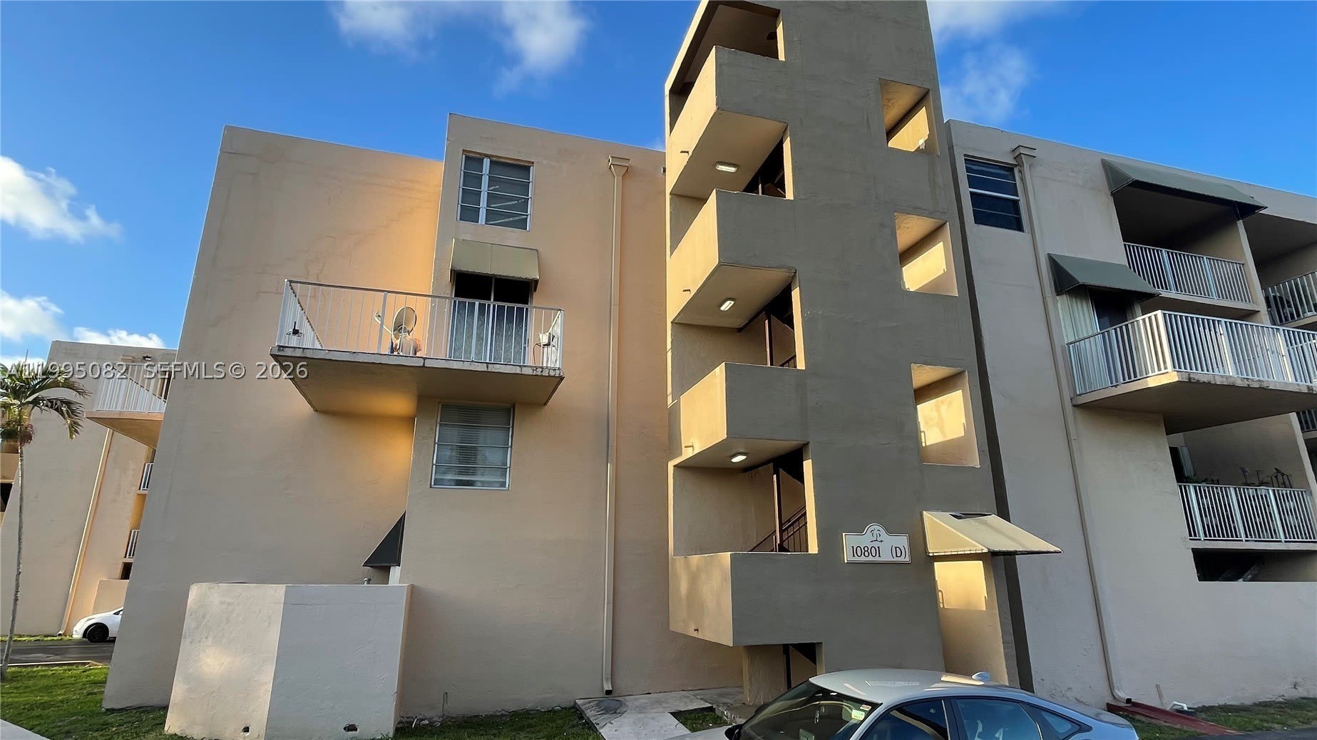 10801 SW 109th Ct – photo 1 of 18