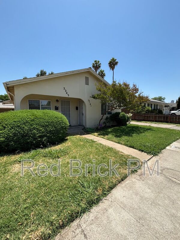 2240 Glen Ave. – photo 1 of 11
