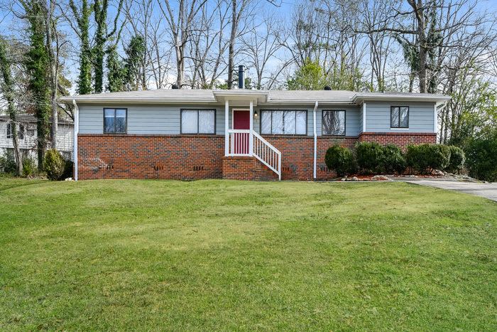 2425 4th Street Northwest – photo 1 of 10