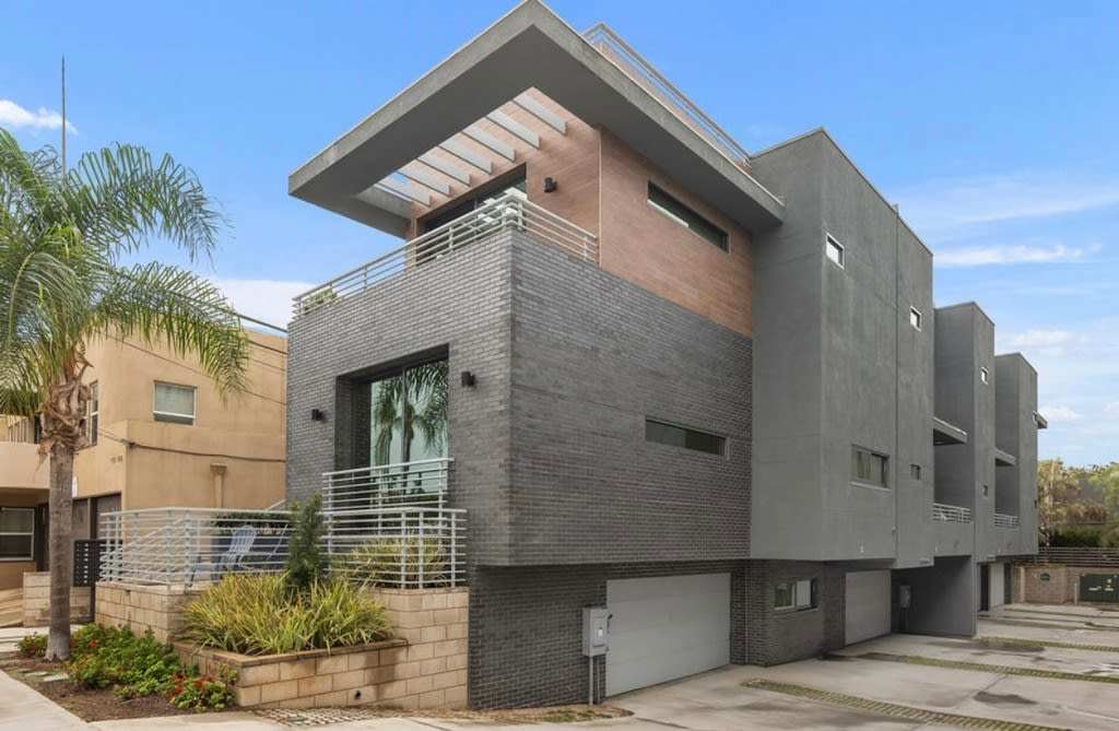 317 Upas St – photo 1