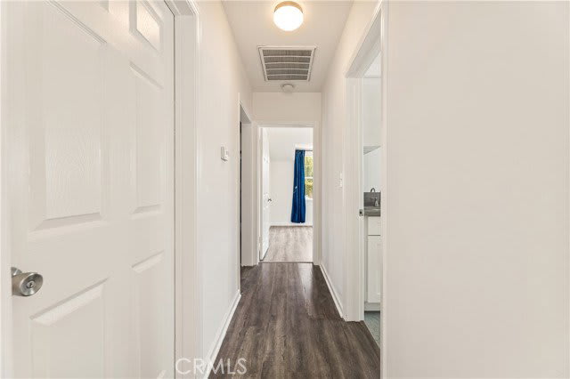 16601 Valerio Street – photo 1