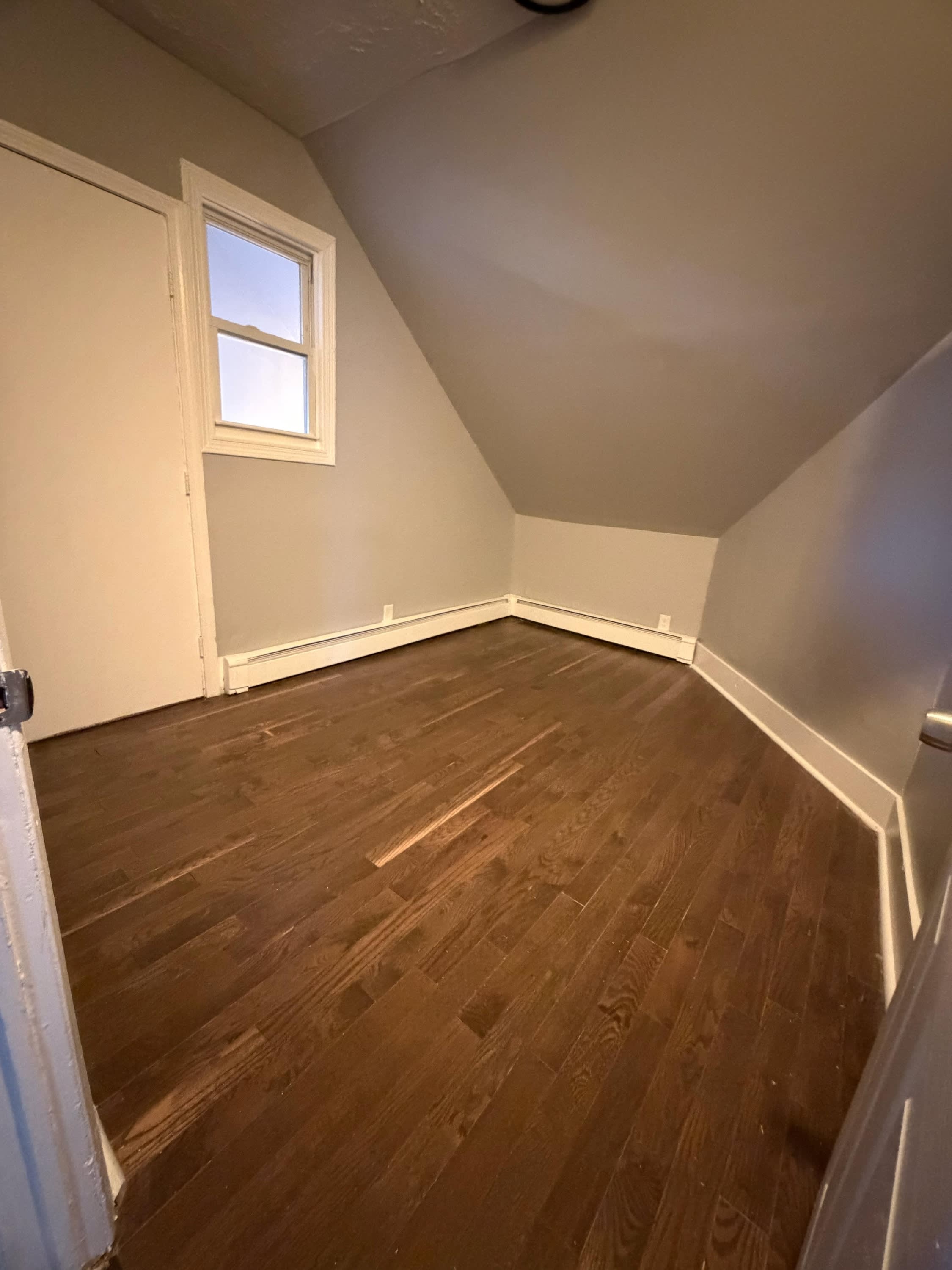 534 Howard Avenue 3 – photo 1
