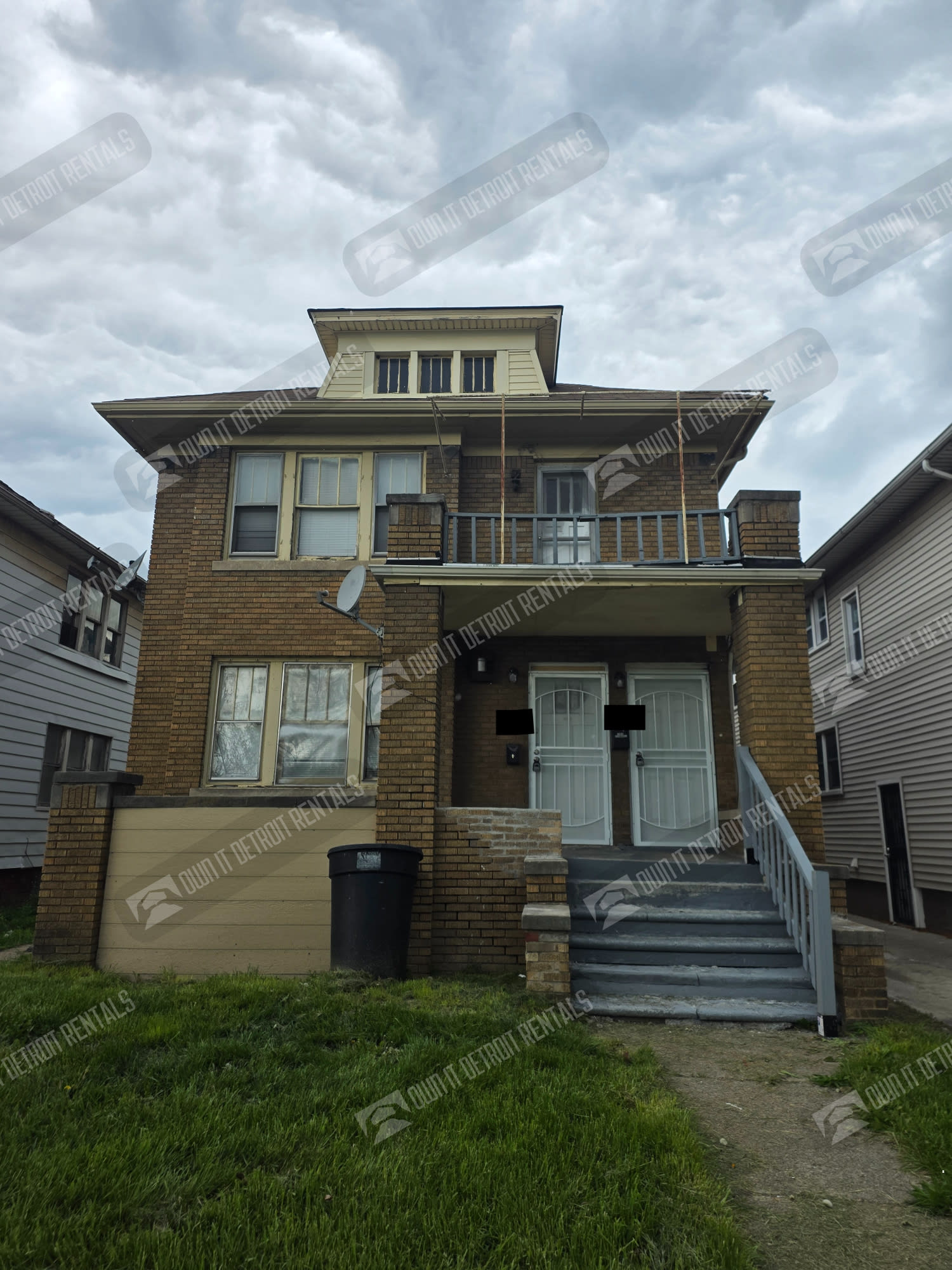 2498 Glendale St – photo 1