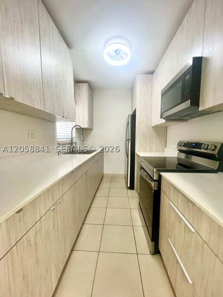1679 NE 176 ST – photo 1