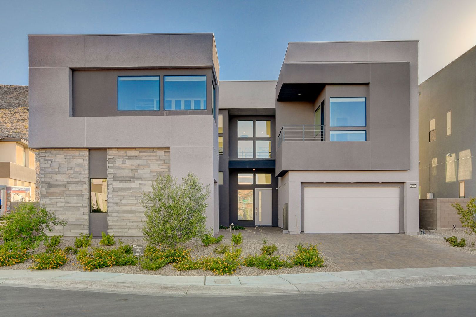 Mesa Ridge Luxury Oasis Feathertop – photo 1