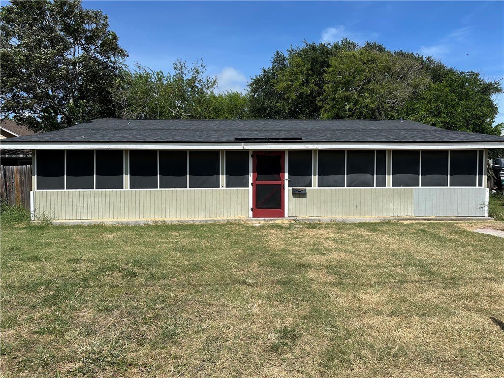 404 Bayview Boulevard – photo 1