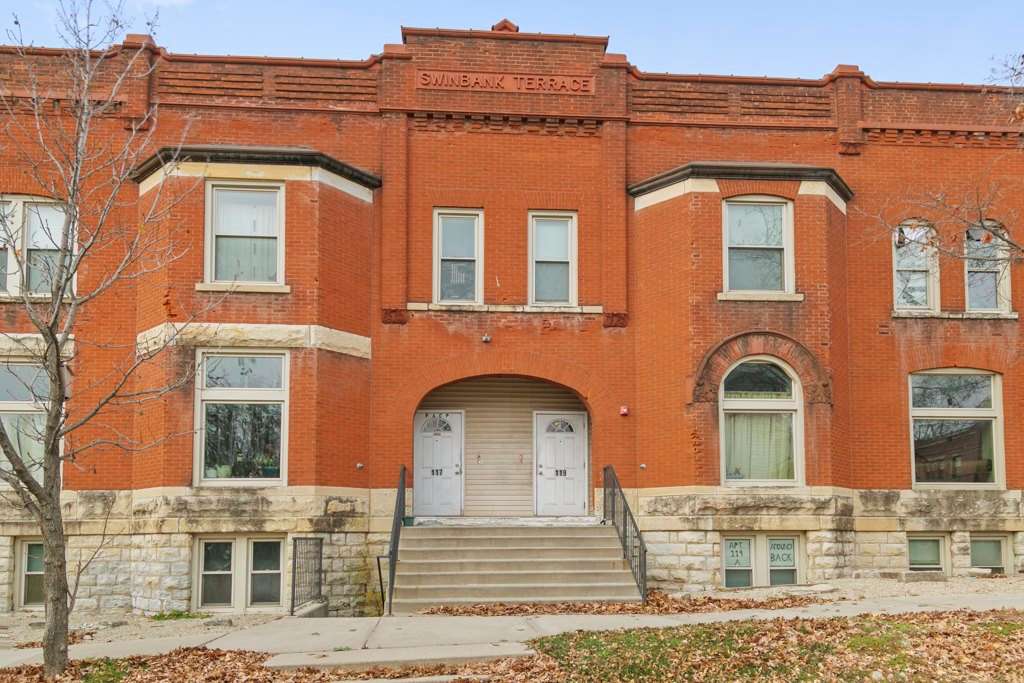 115 North Hickory Street – photo 1 of 17