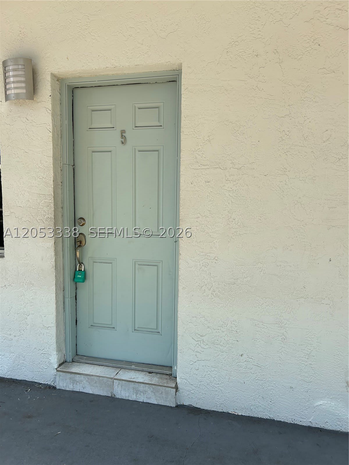 1925 Madison St – photo 1