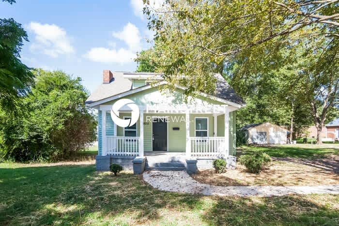 2620 Midland Avenue – photo 1