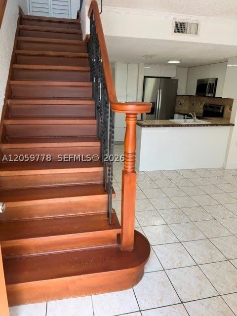 1362 Nw 24 Avenue – photo 1