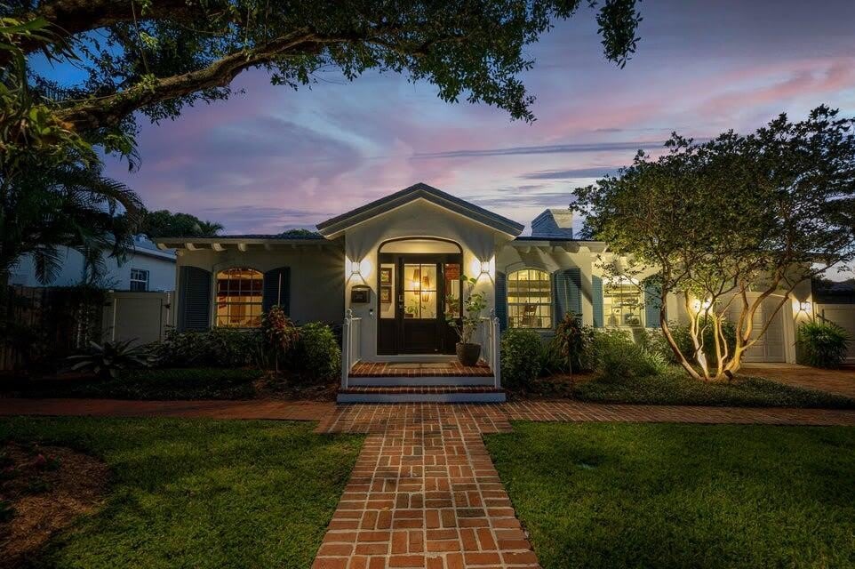 302 NW 16th Street – photo 1
