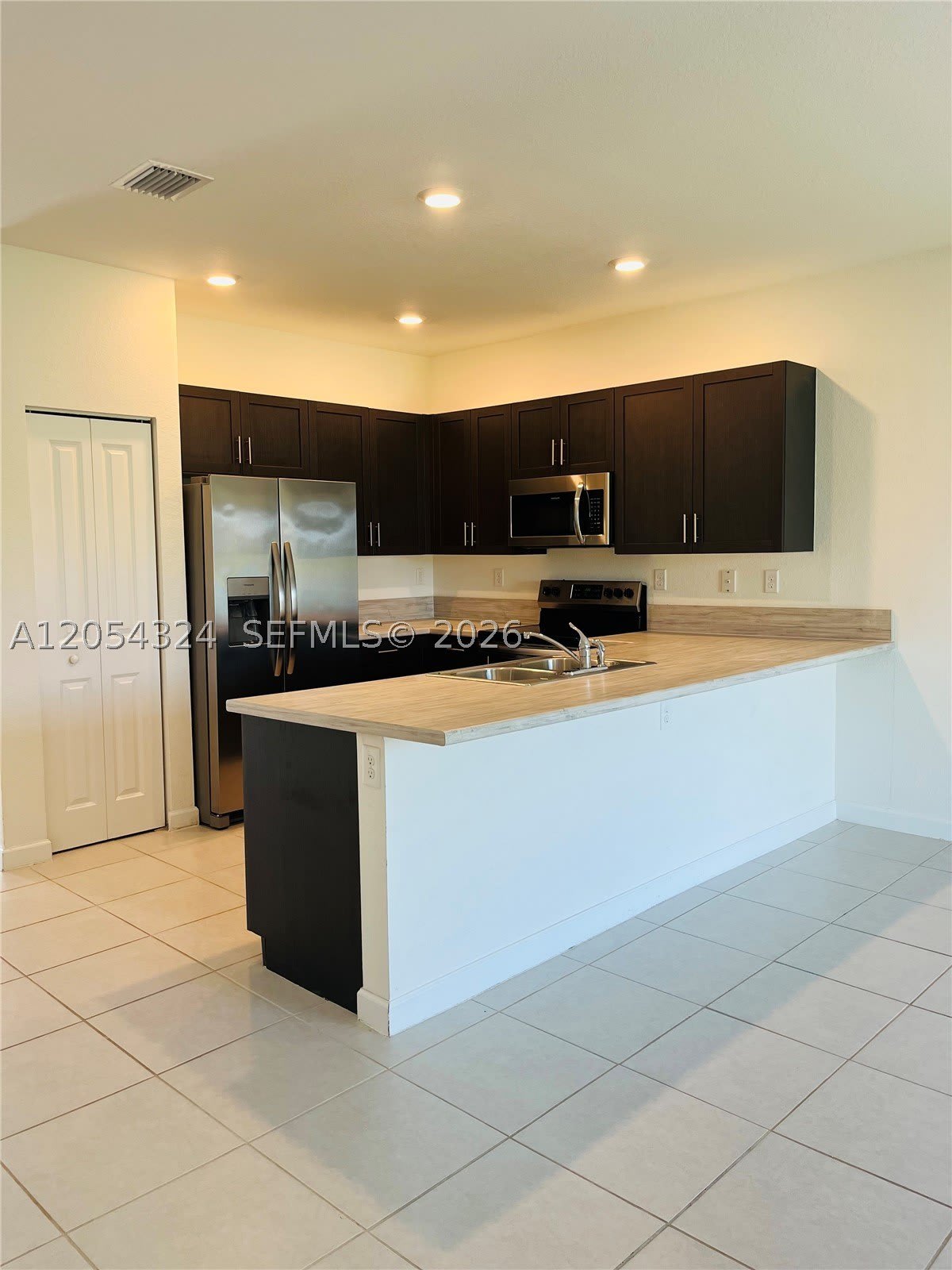 10124 Sw 228Th Ter – photo 1