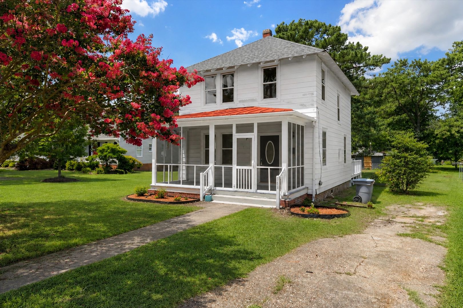 Move In This Week – photo 1