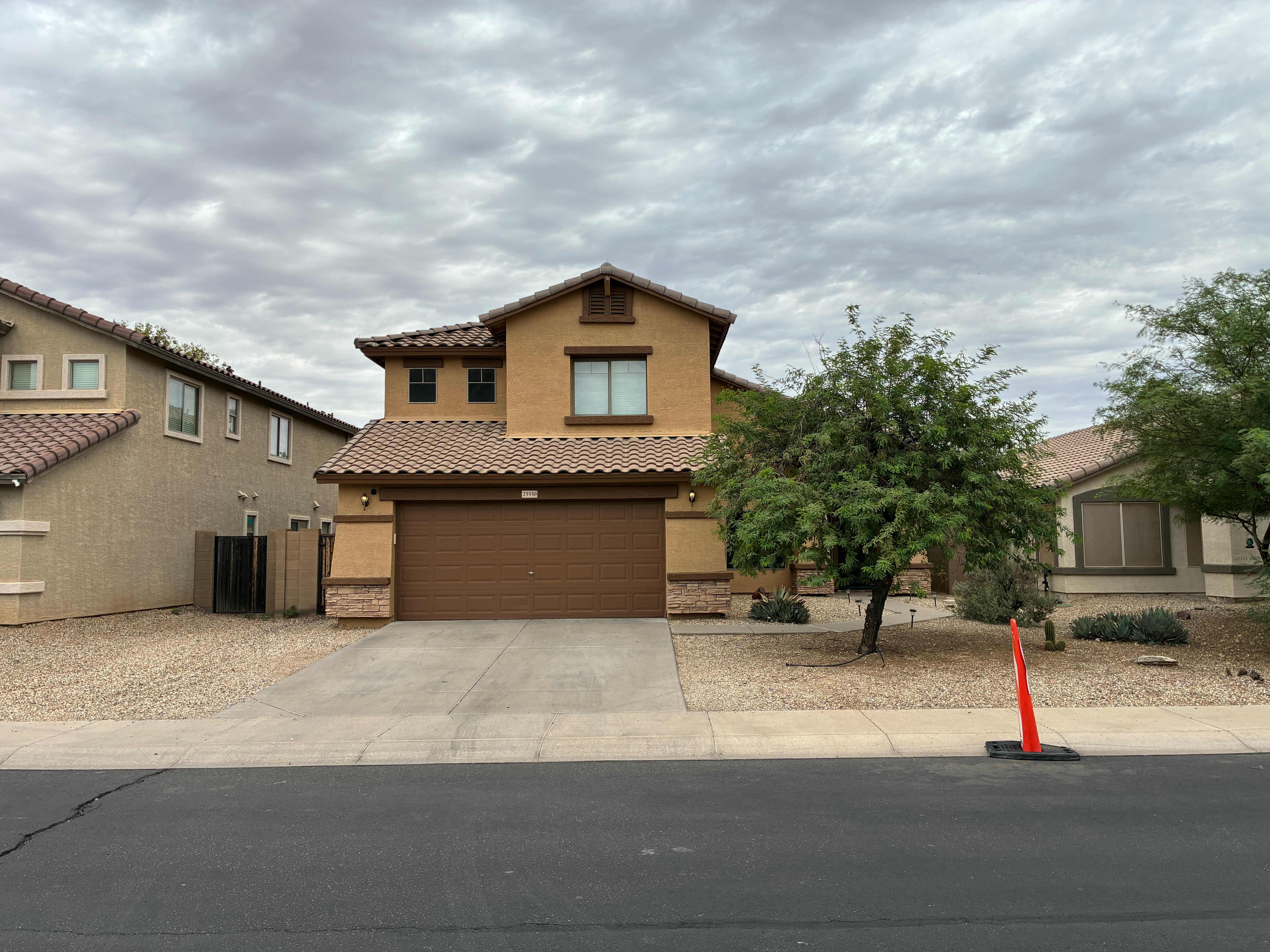 25550 W Pioneer St – photo 1