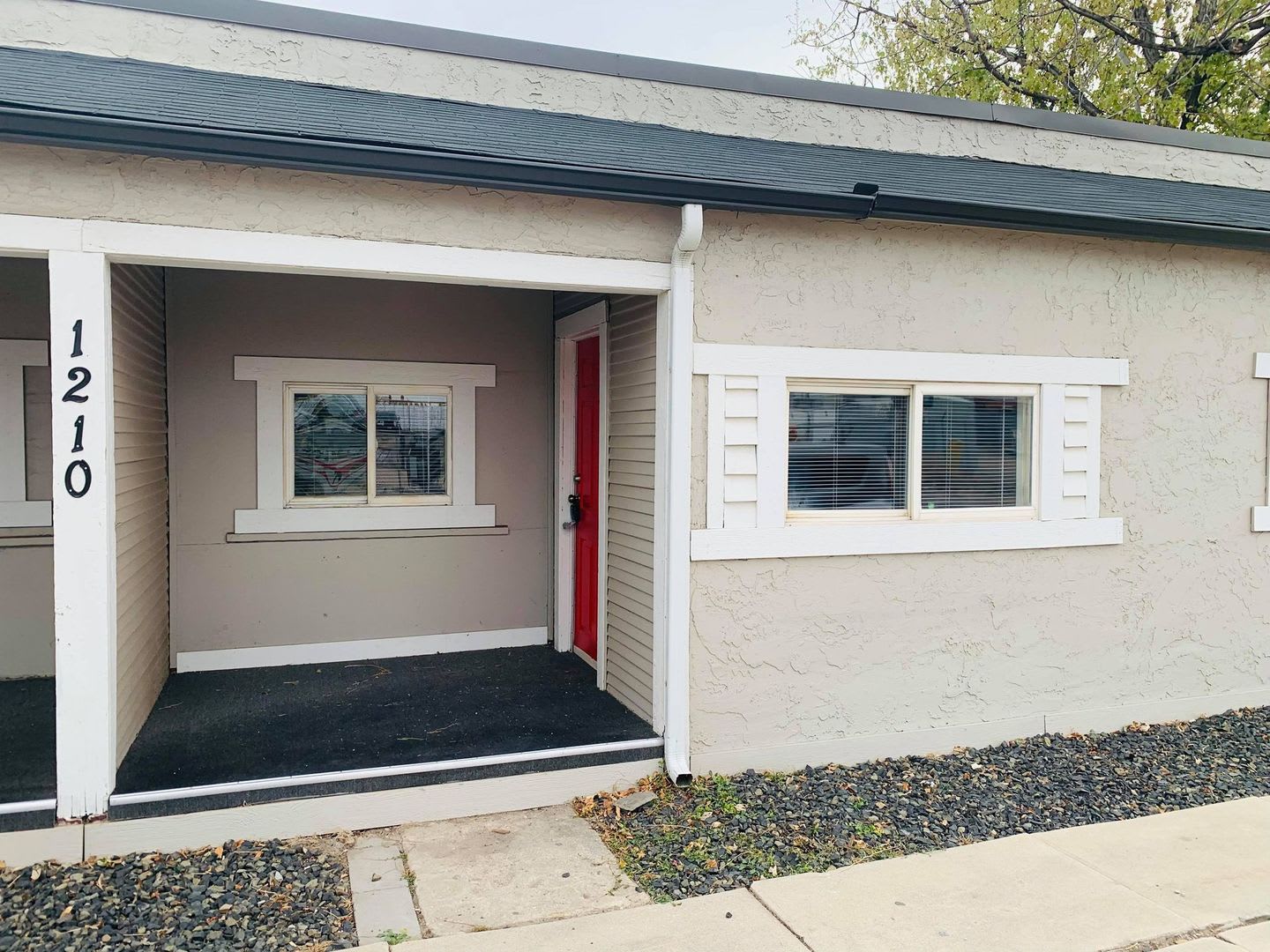 Remodeled 1 Bedroom in Nampa! – photo 1 of 10