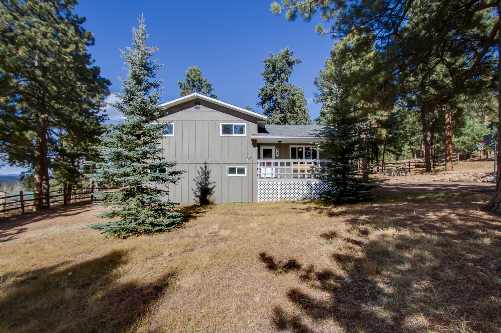 Peaceful 5 bdrm Mountain retreat in Woodland Park – photo 1 of 48