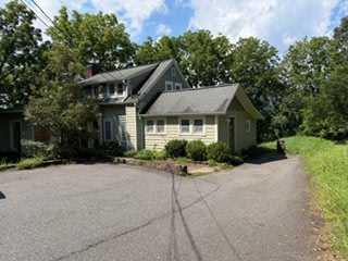 22 West Buzzard's Roost Road – photo 1 of 16