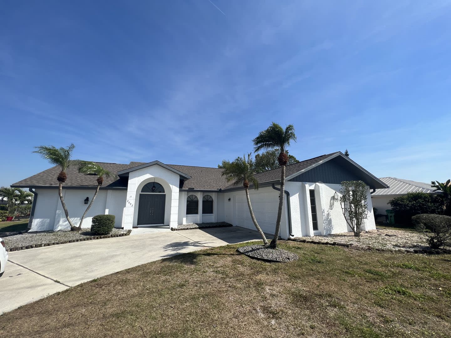 1 975 Annual Available 10 1 26 Newly Renovated 3 2 Single Family Home With Oversized Lanai Spa – photo 1 of 30
