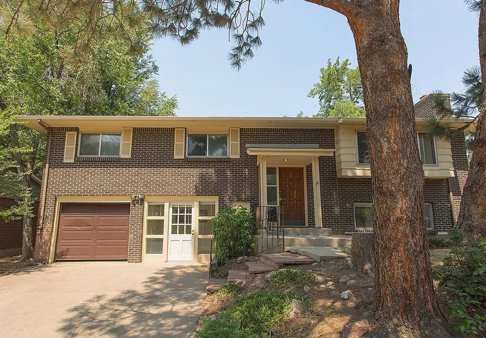 5 Bedroom Home in East Boulder – photo 1