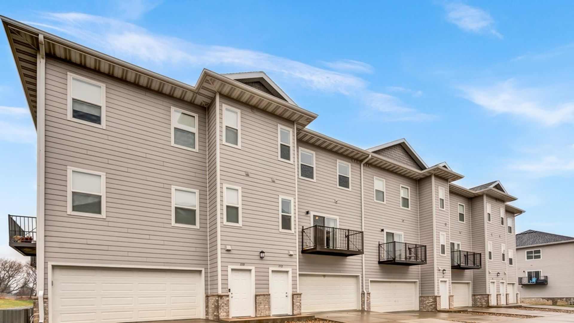 Pinnacle Villages – photo 1 of 7