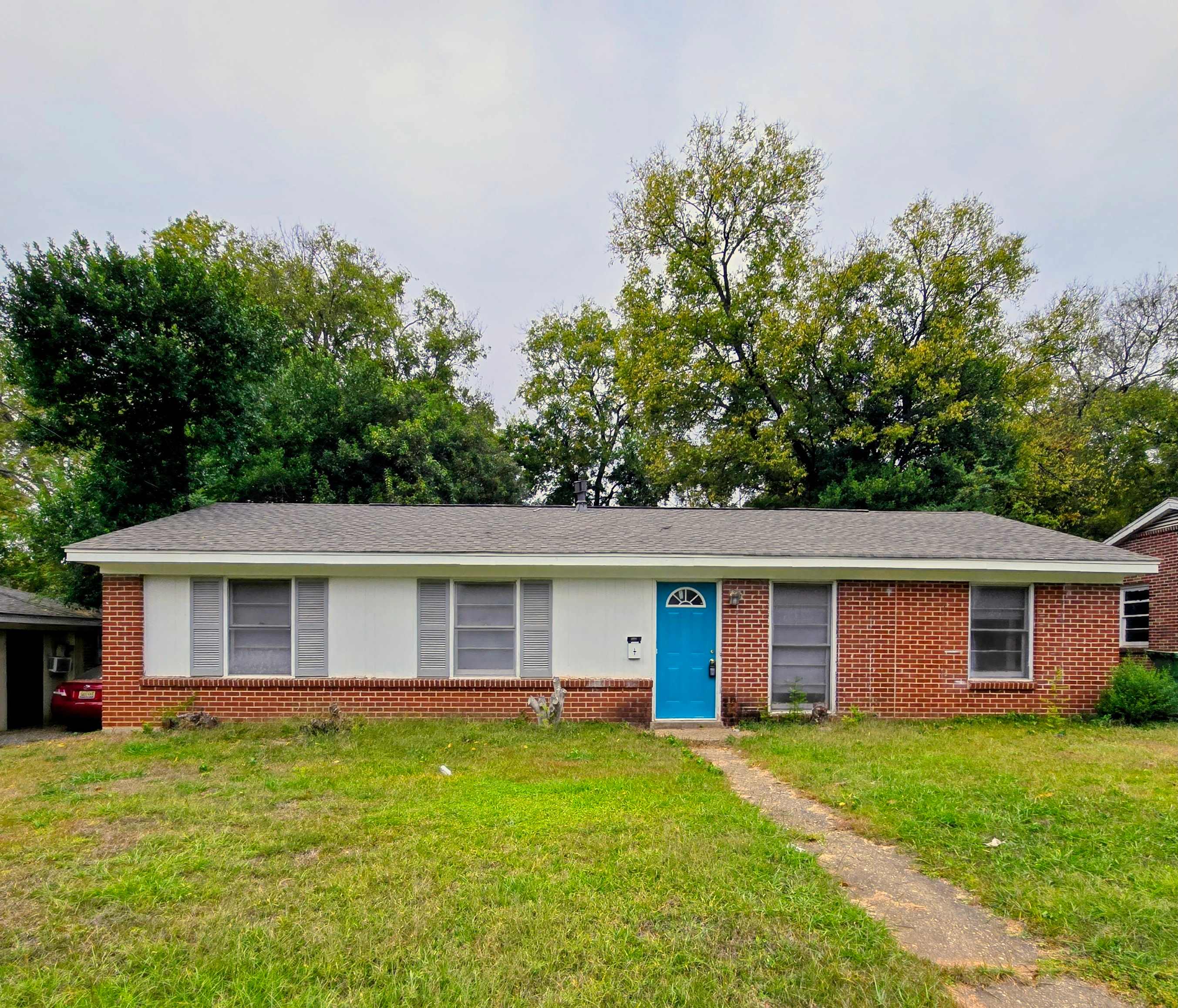 204 West Park AvenueMontgomery – photo 1