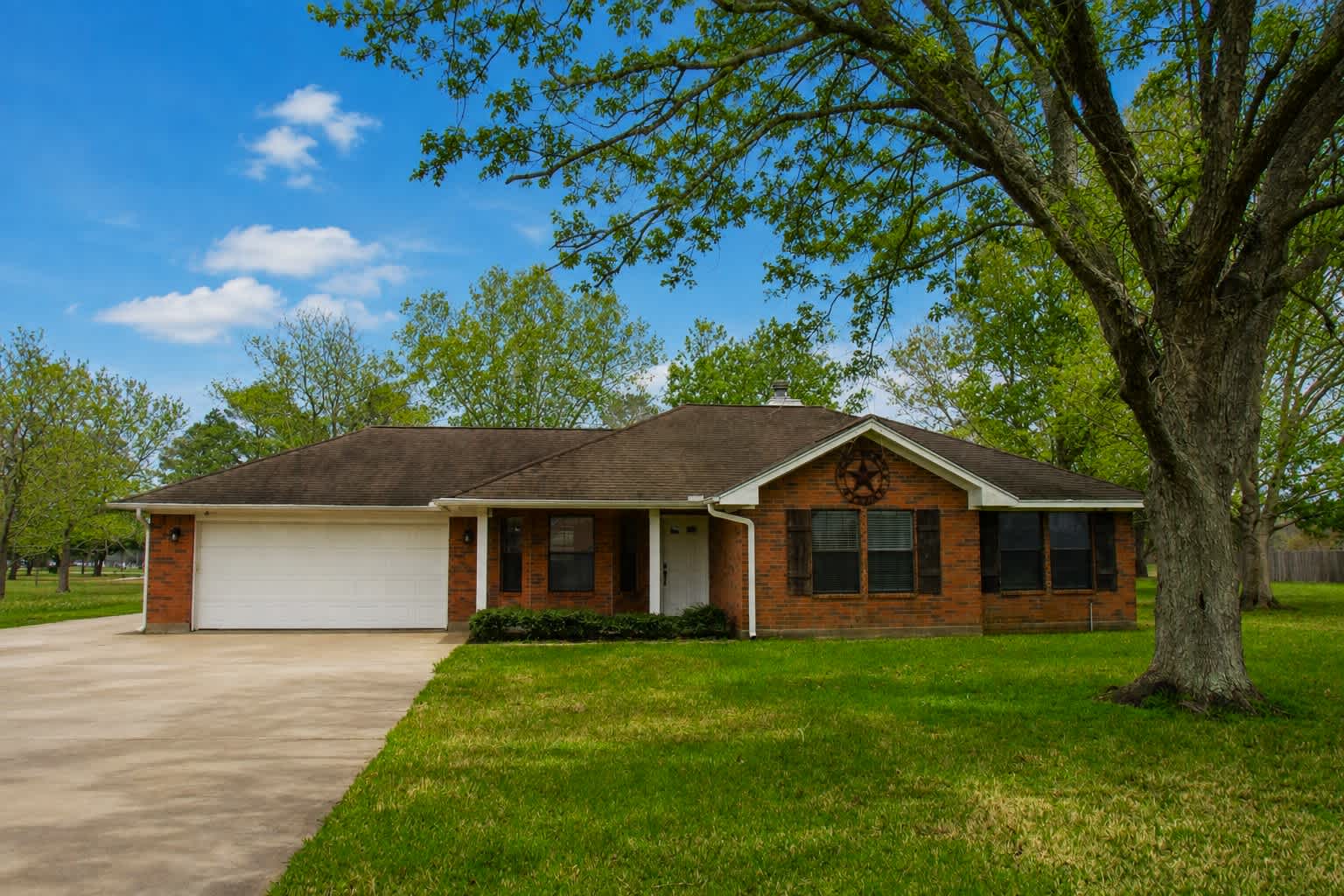 3121 County Road 415 – photo 1 of 10