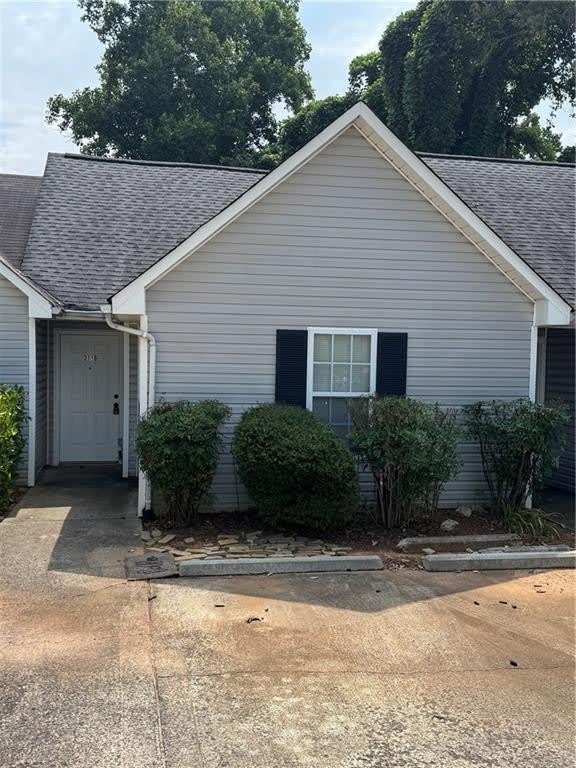 211 W Mineral Springs Road – photo 1 of 8