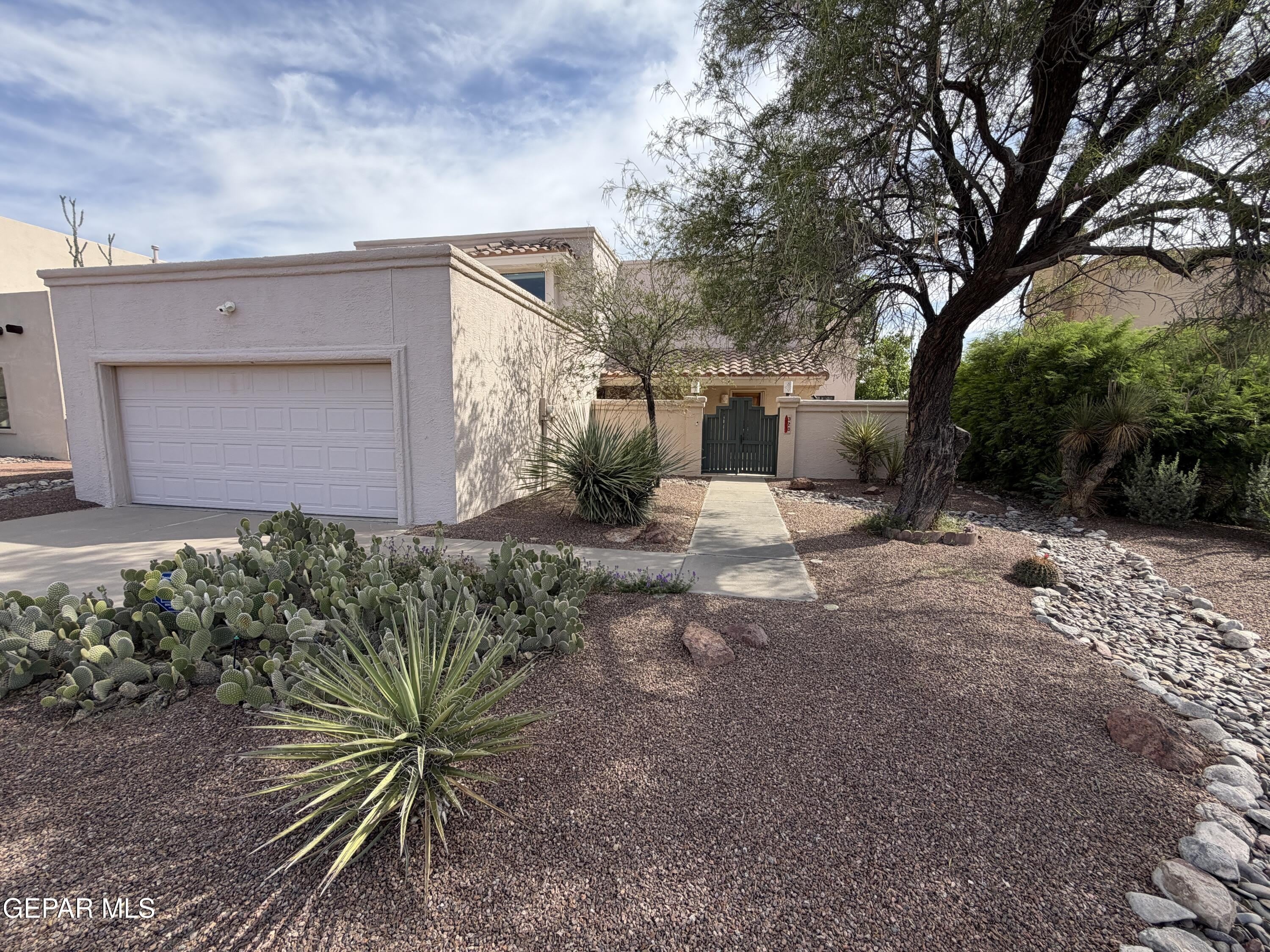 320 AVENIDA MIRADOR – photo 1 of 29
