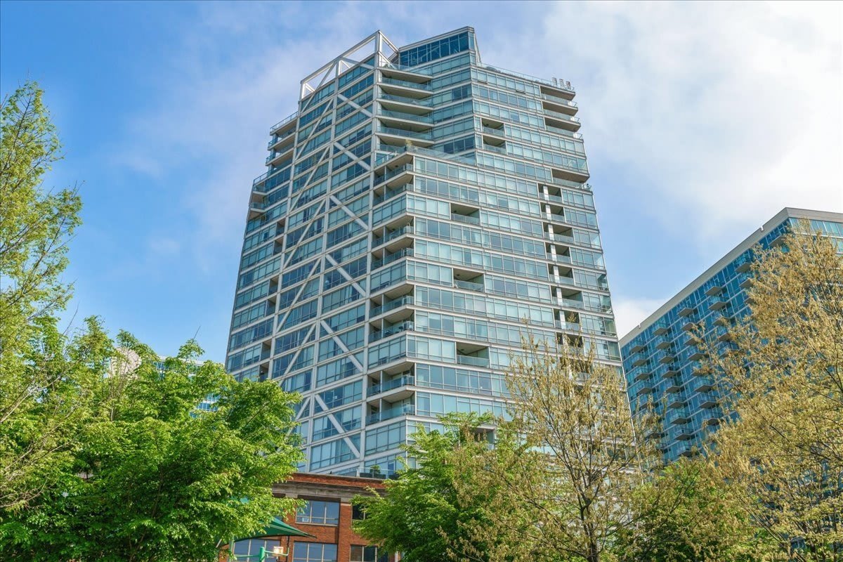 510 W Erie Street – photo 1