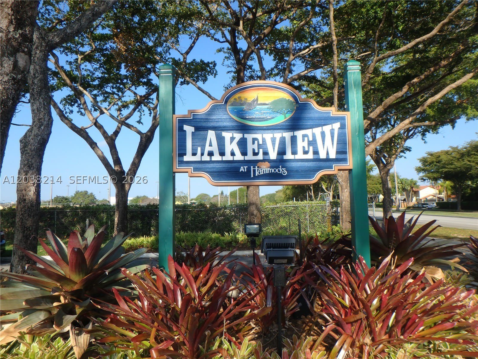 9727 Hammocks Blvd – photo 1