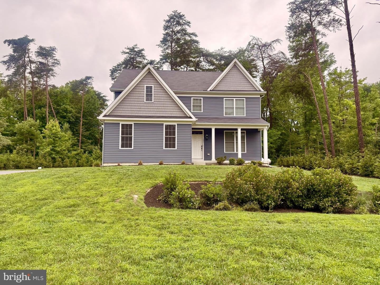1921 MONTEVIDEO RD – photo 1 of 48