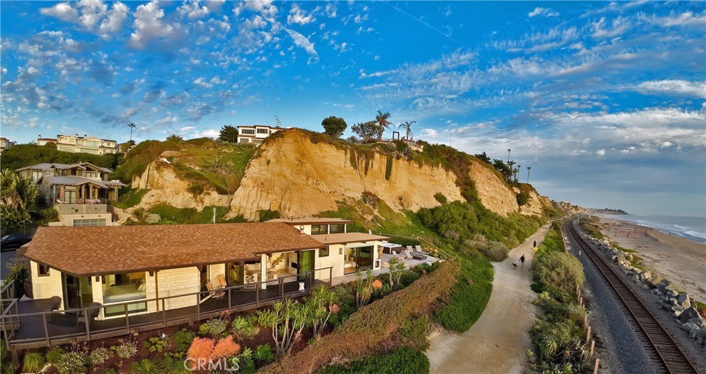 328 Boca Del Canon – photo 1 of 60