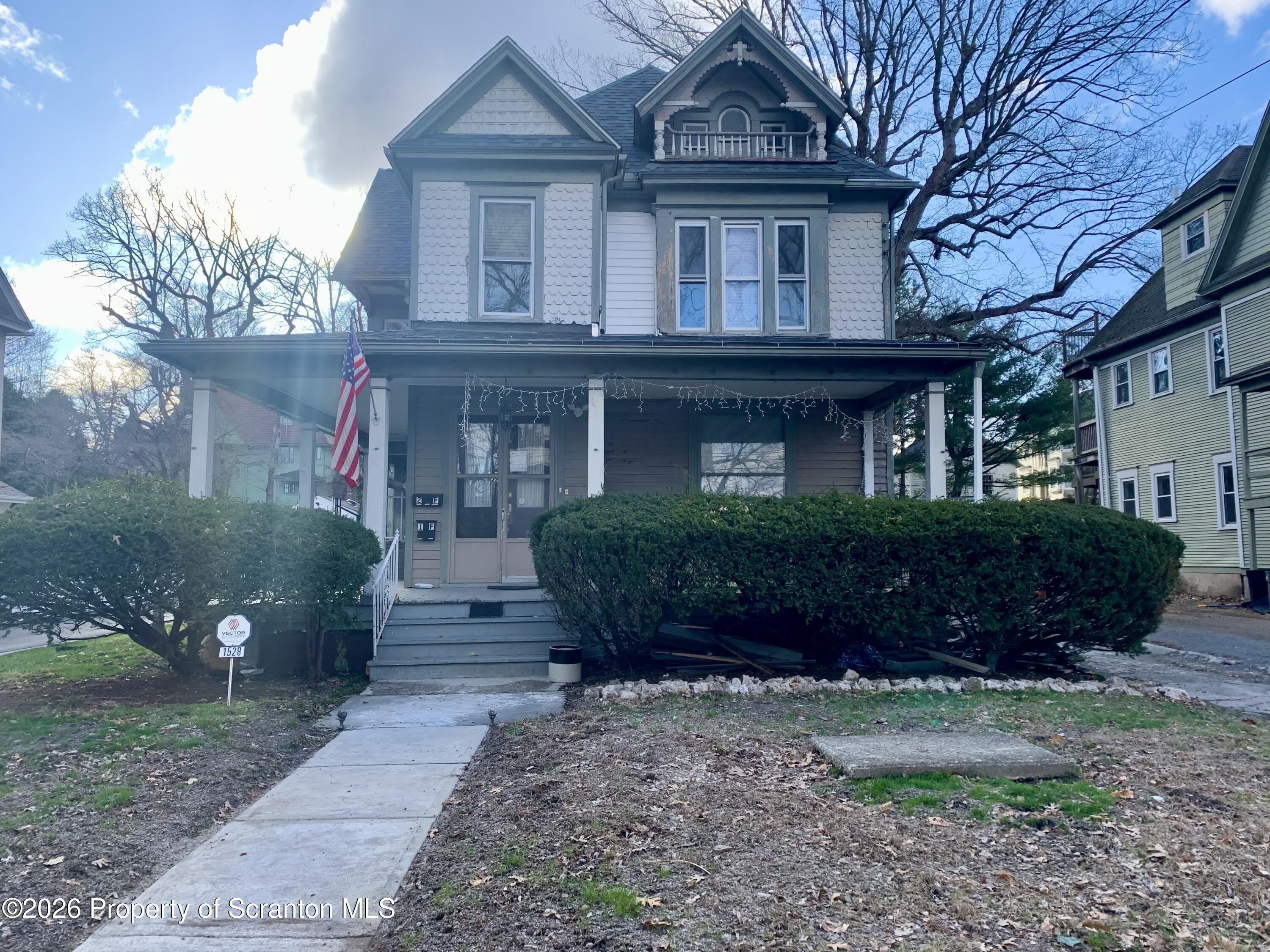 1528 Wyoming Avenue – photo 1