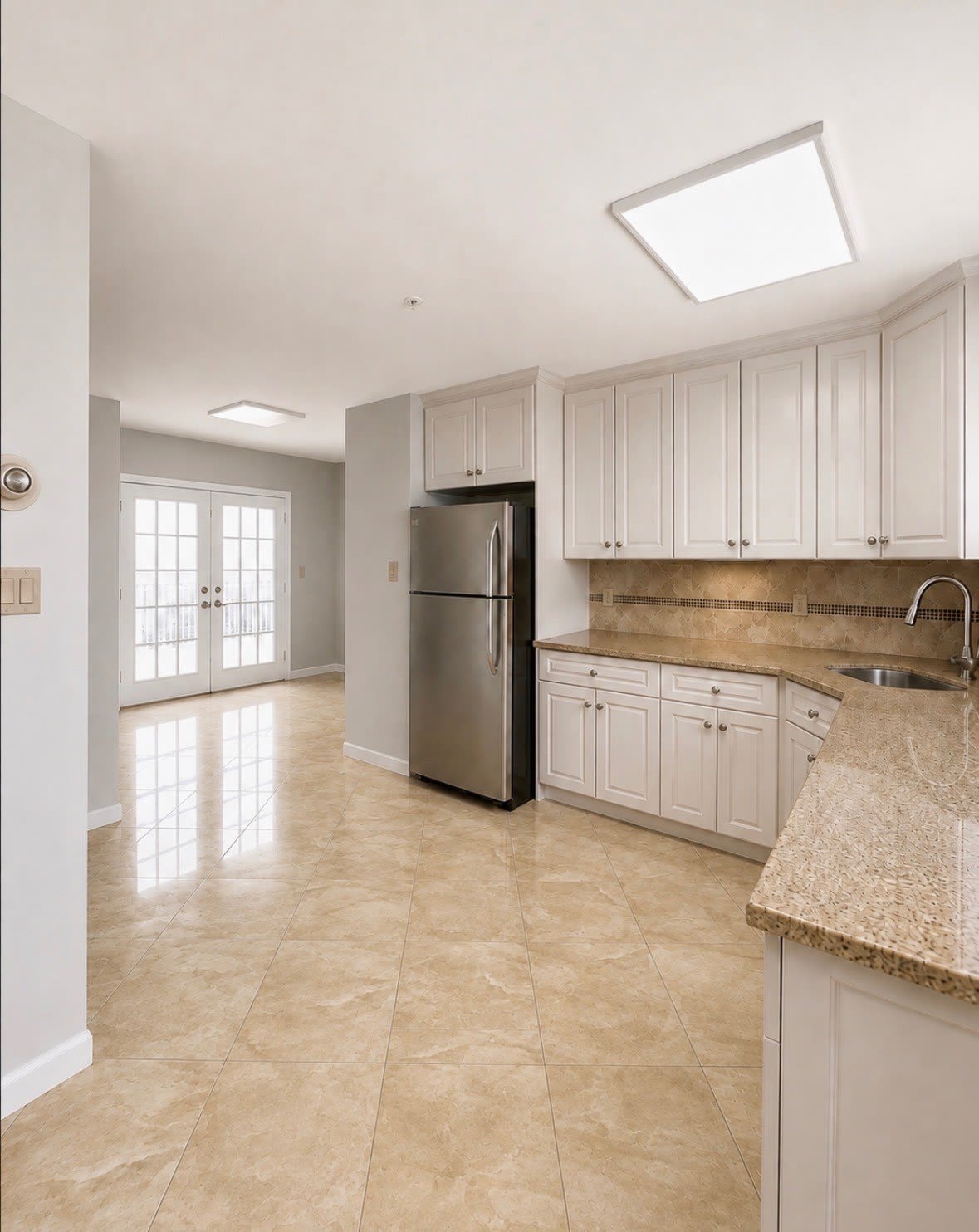 88-02 Rockaway Beach Blvd – photo 1
