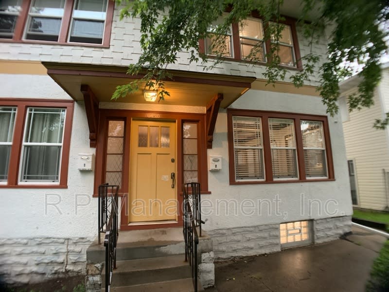 1150 Central Ave W – photo 1