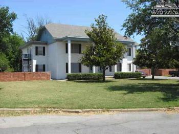 2015 Harriet StreetDGas + Water Included – photo 1