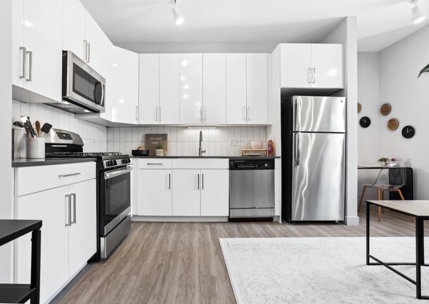 331 South Wells St. – photo 1