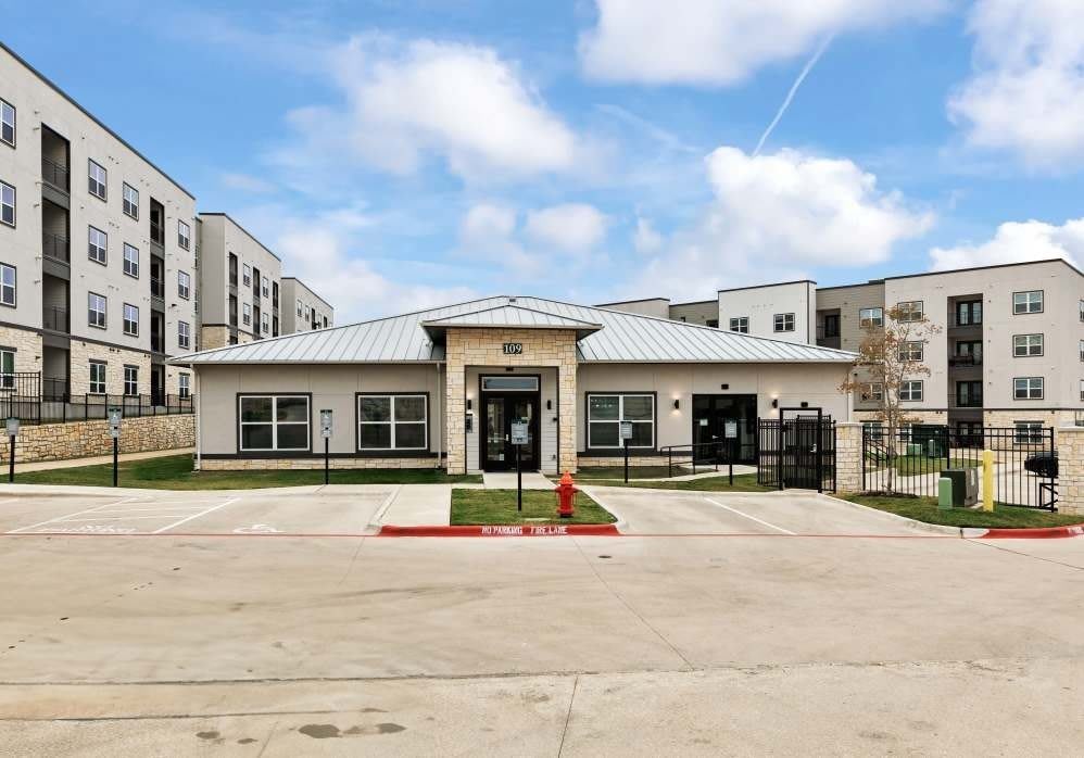 13411 Fm812 Road – photo 1 of 70