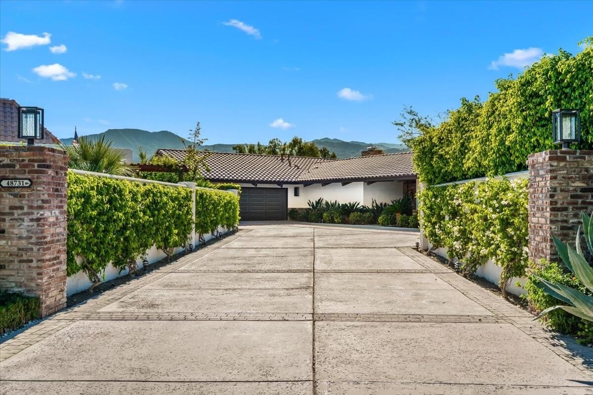 48731 San Vicente Street – photo 1