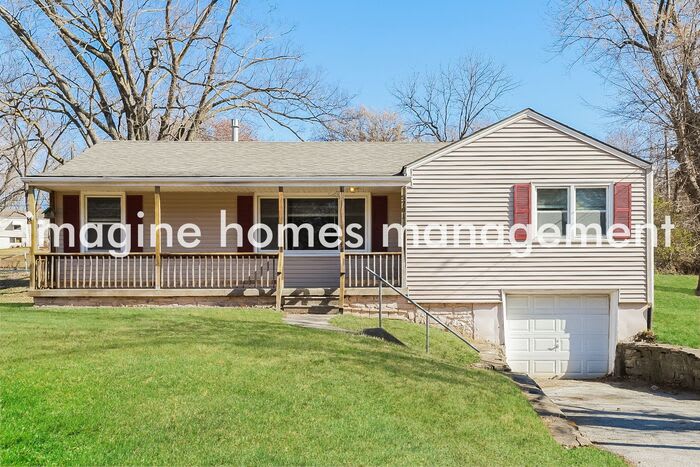 5701 North Amoret Avenue – photo 1
