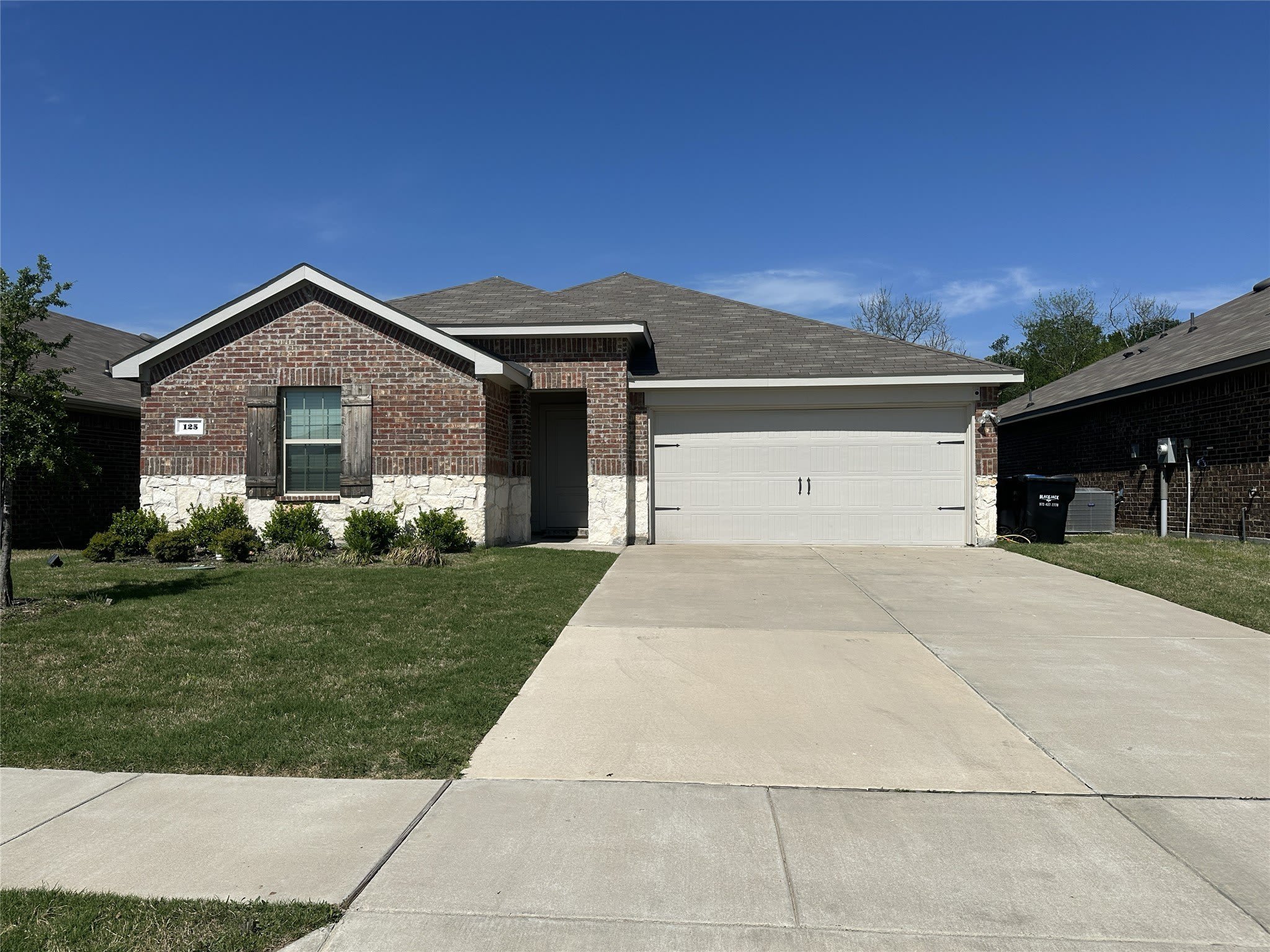 125 Smarty Jones Street – photo 1 of 22