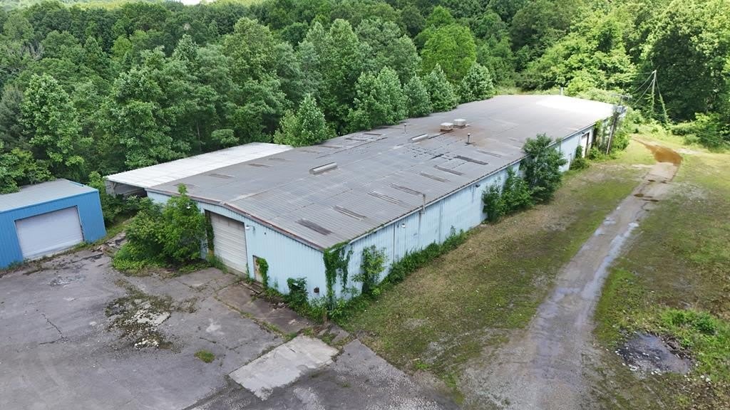 87 Robin Hood Ln – photo 1 of 3