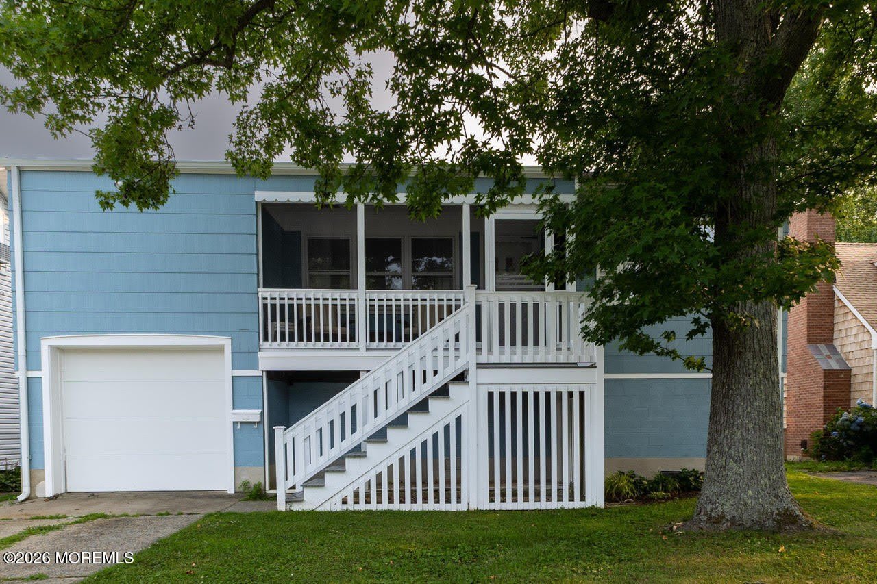 145 Osborne Avenue – photo 1 of 28
