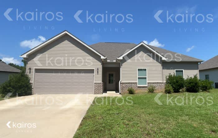220 White Oak Circle – photo 1 of 2